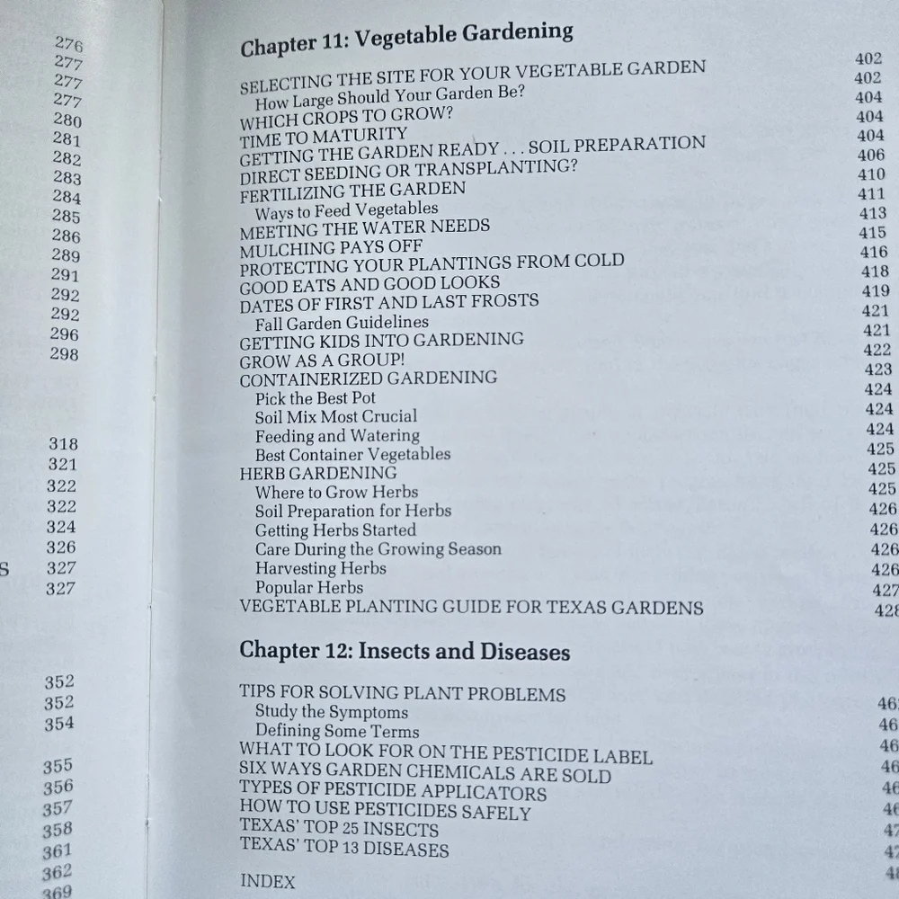 Neil Sperry's Complete Guide To Texas Gardening, hardcover - Picture 7 of 16